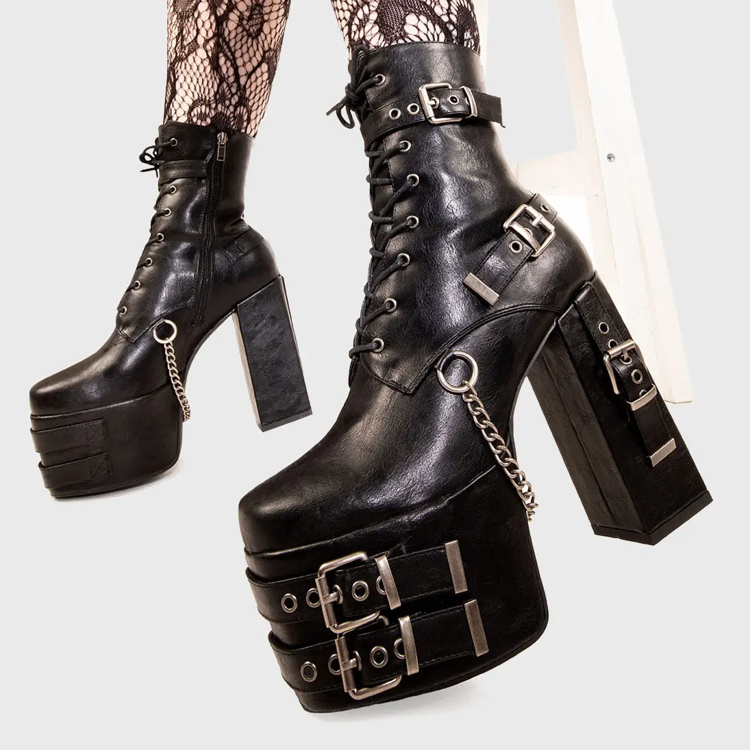 Diligence Chunky Platform Ankle Boots - Image 4