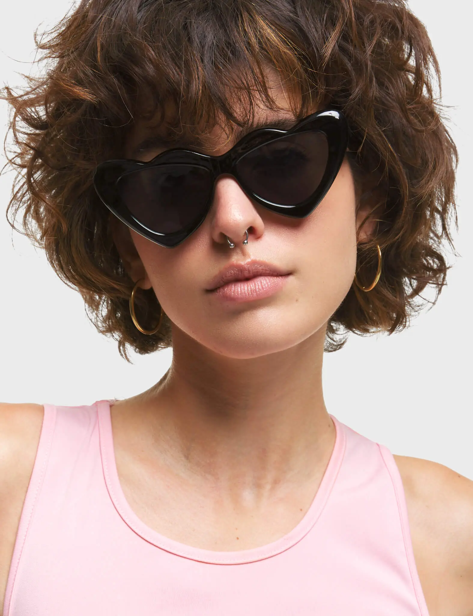 Heart Stopper Cateye Sunglasses - Image 3