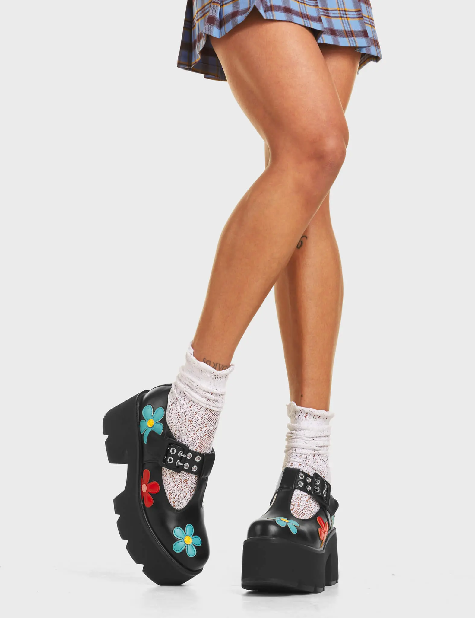 Watch Me Chunky Mary Jane Shoes Flower - Image 2